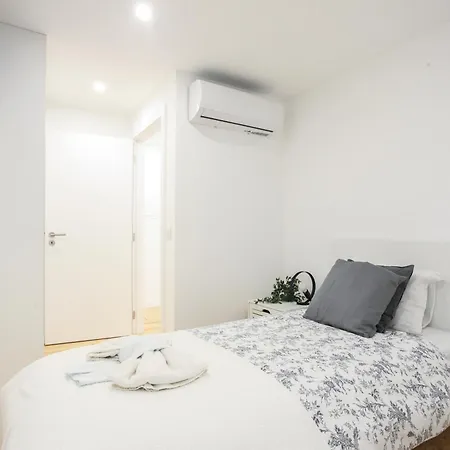 Blue By The River アパート