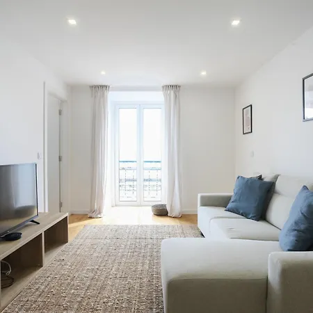 Blue By The River * ליסבון